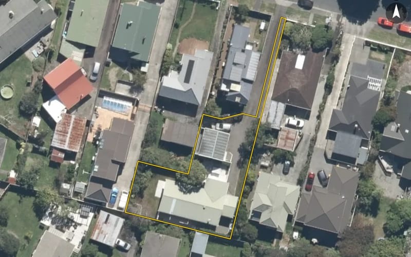 8A Rossiter Avenue