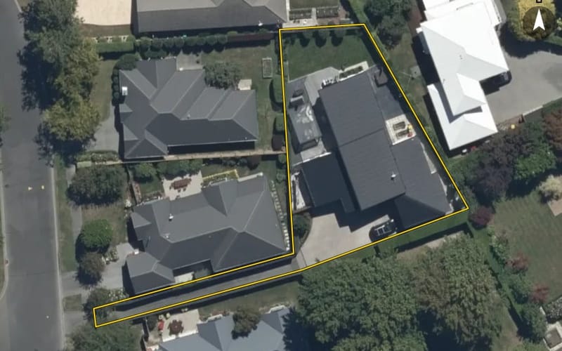 16 Woodhurst Drive