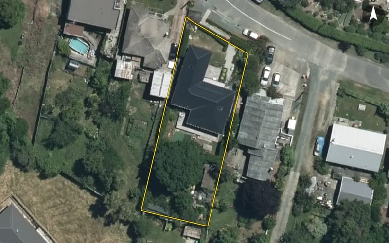 38 Stanley Crescent