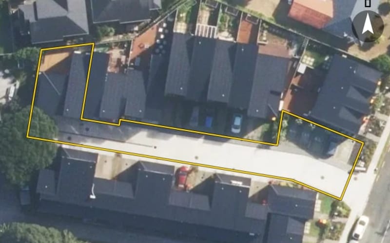 17 Korama Lane