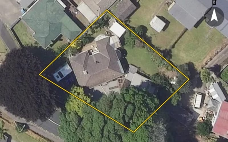 10 Courtney Road