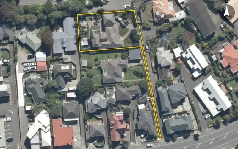 739A High Street