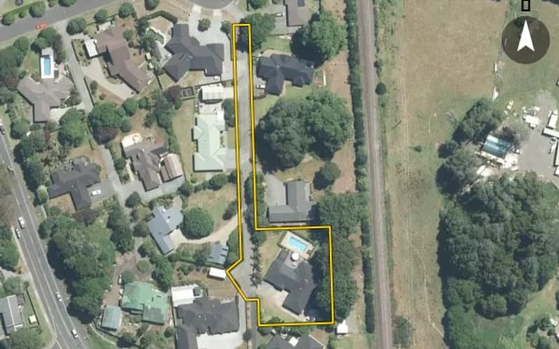 24 Glencairn Place