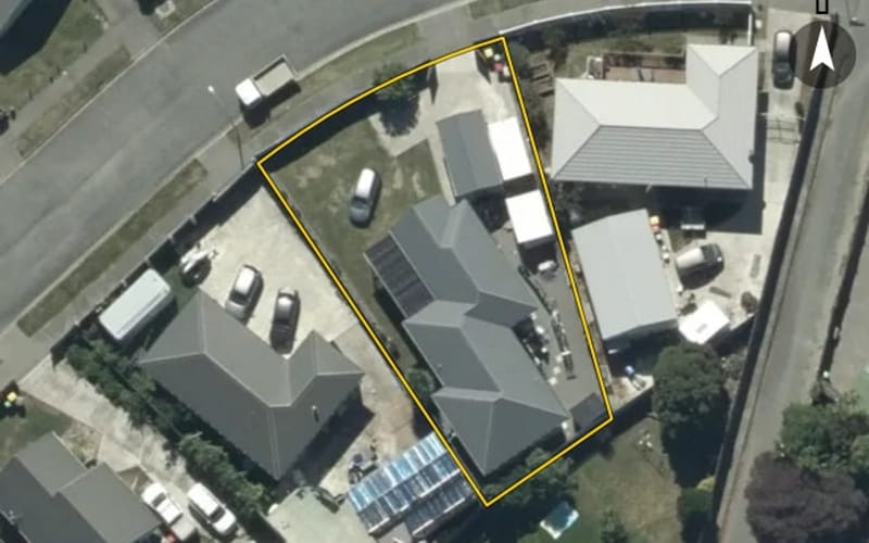 8 St Heliers Crescent