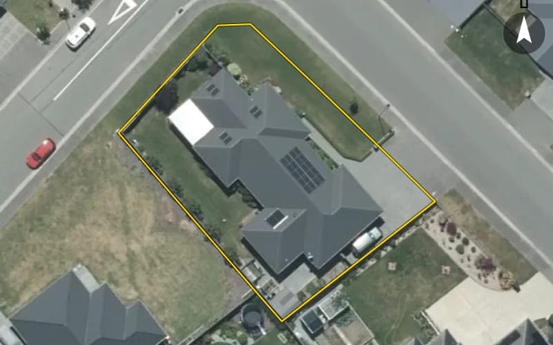 17 Whiteoak Grove