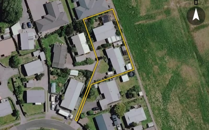 9A Reeves Close