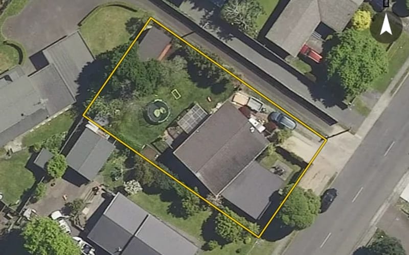 8 Lynmore Avenue