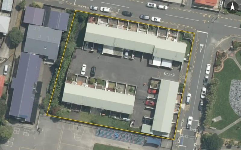 4 Dr Taylor Terrace