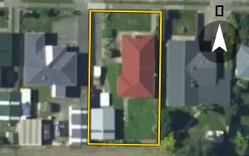 72 Walker Crescent