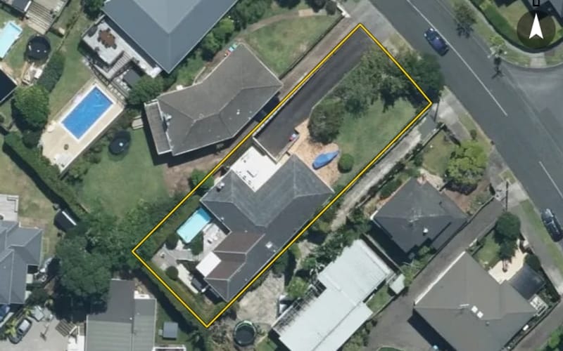 10 Blackett Crescent