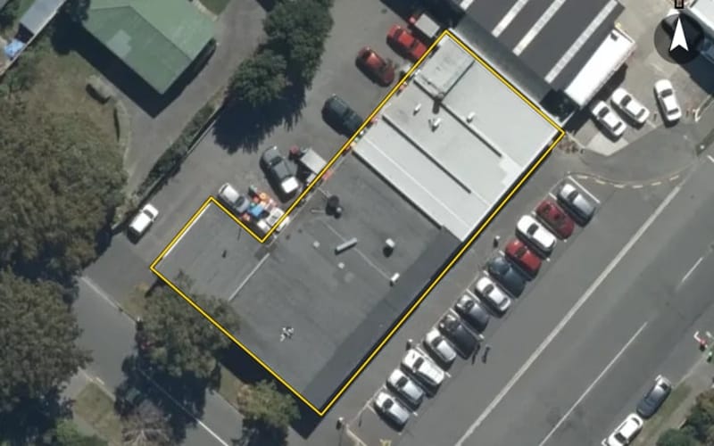 2 Burnside Crescent