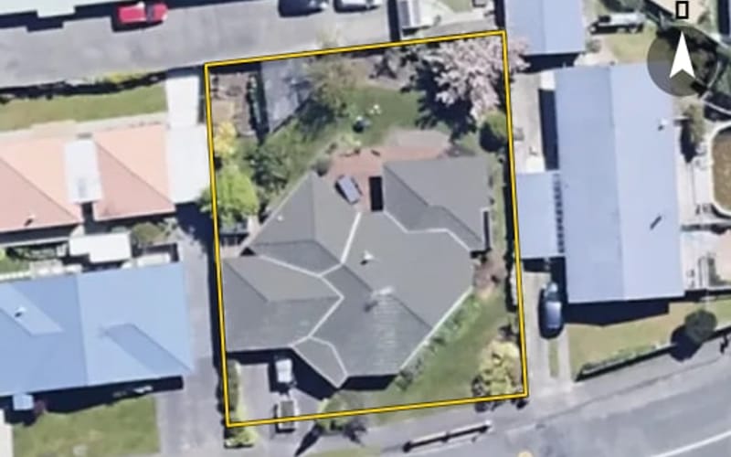 12 Karina Crescent