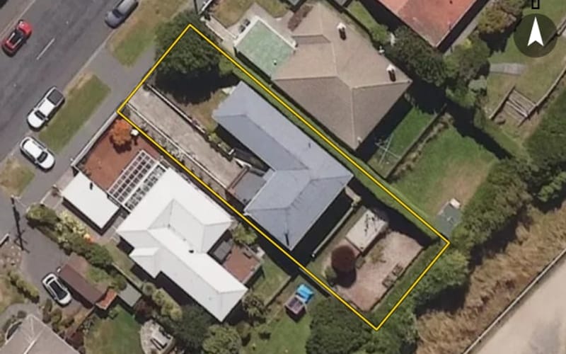 102 Highcliff Road