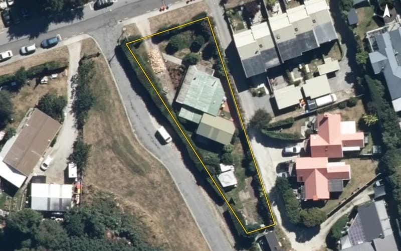 11 Robertson Street