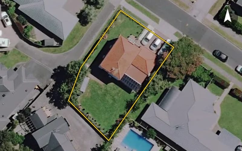 3 Roderick Place