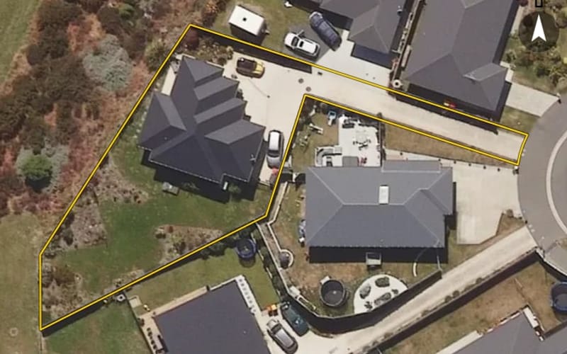13 Kew Place