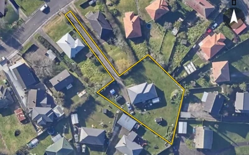 8 Hedley Road