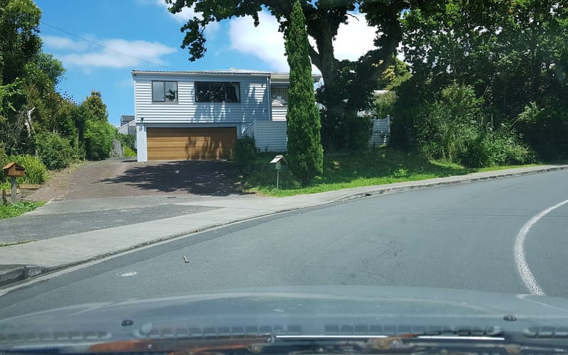 37 Roseberry Avenue