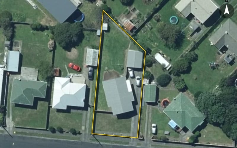 6 Pacey Avenue
