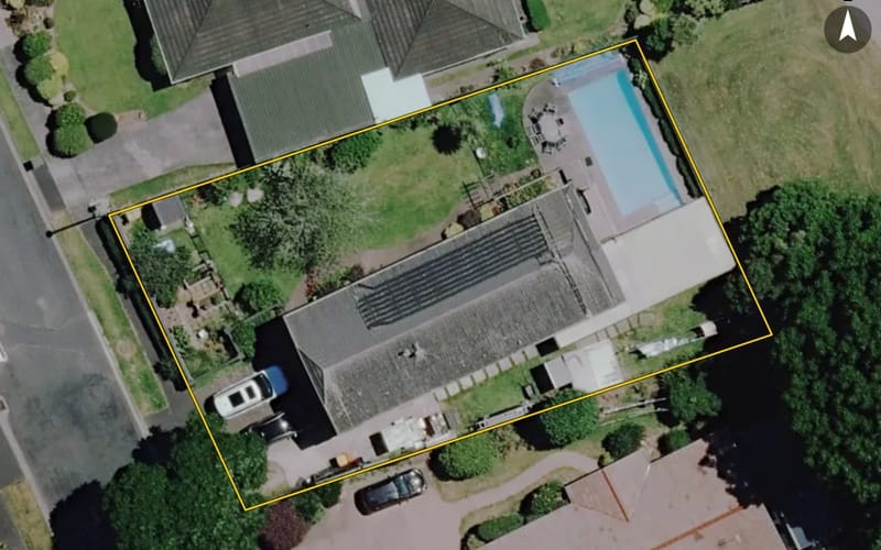 10 McInnes Place