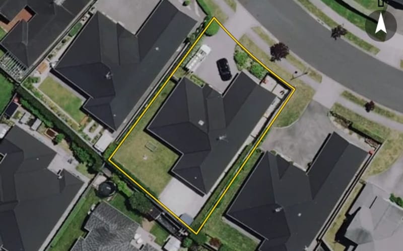 10 Miranda Place