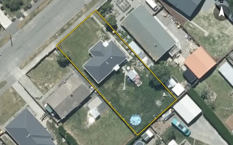 67 Davis Crescent