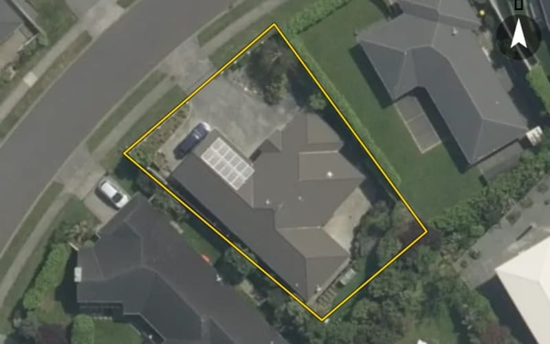 15 Mervyn Kemp Drive