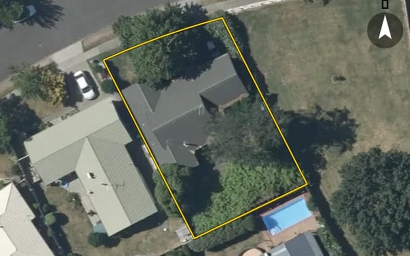 55 Whiting Crescent