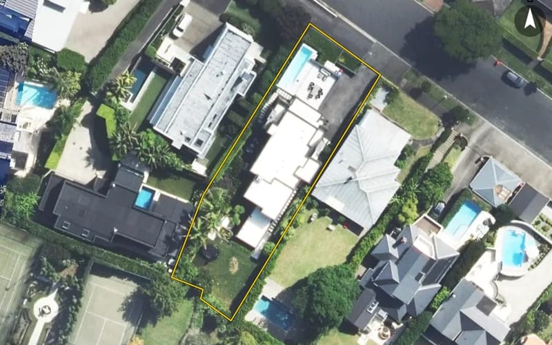 30 Ridings Road
