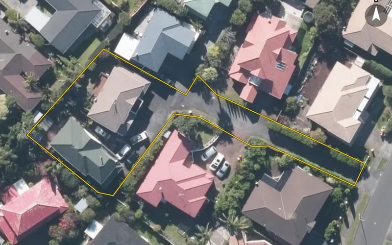2/10 Westview Court