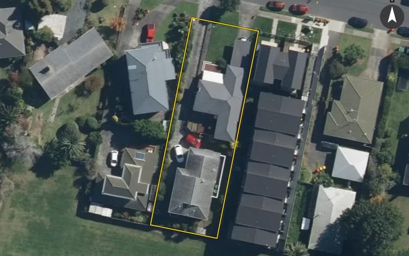 1/8 Williams Avenue