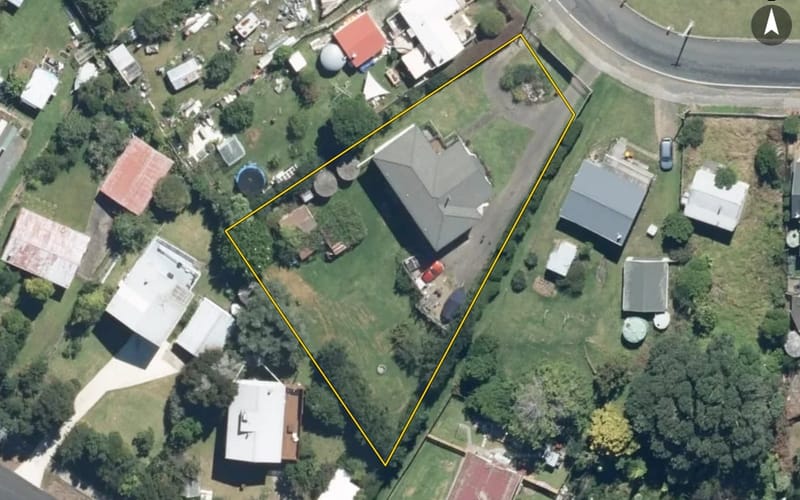 96 Howard Road