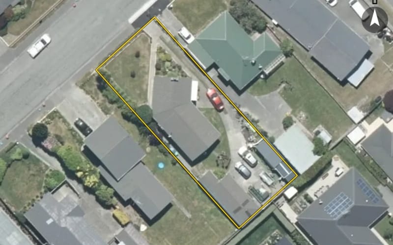 16 Bathurst Street