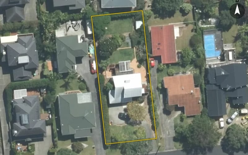 8 Hyde Road