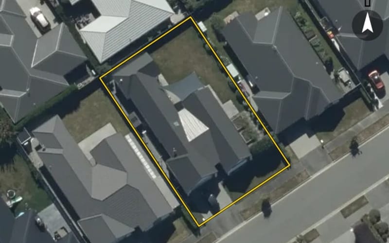 7 MacLaren Road