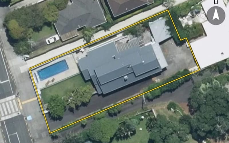 37 Waiatarua Road