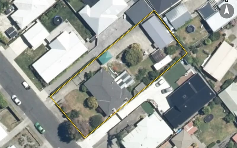 909 Rata Street
