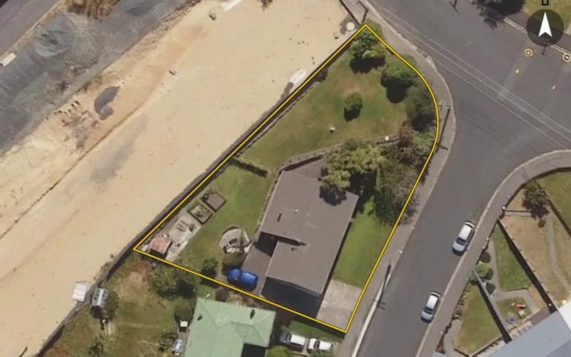 4 Saunders Street