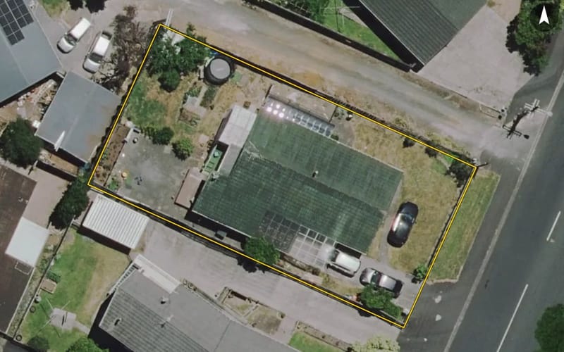 8 Houchens Road