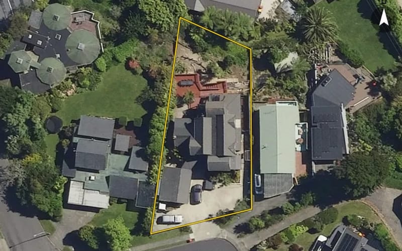 4 Aries Place