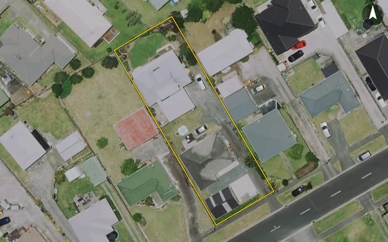 15A Bruce Avenue