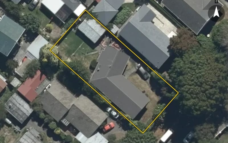 39 Burnside Crescent