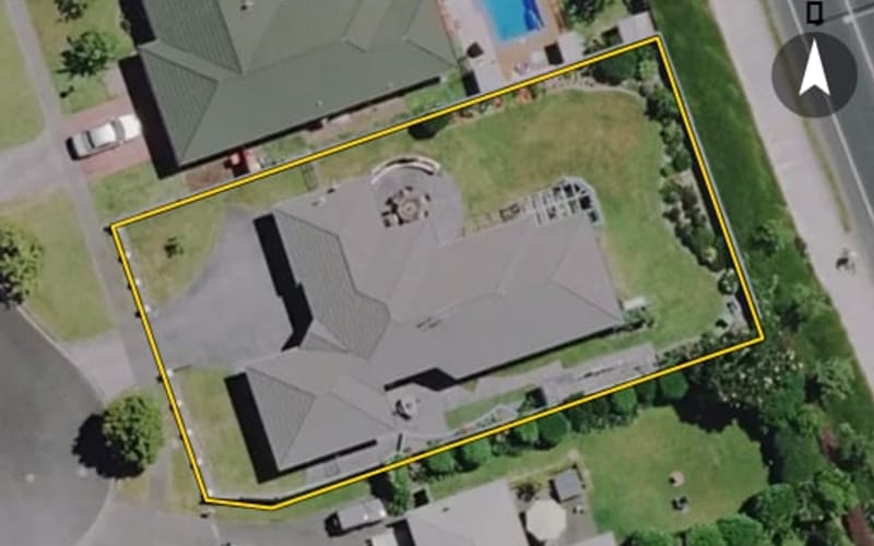 11 Fernwater Place