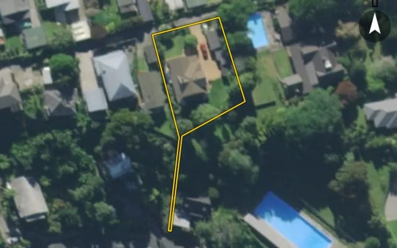 13 Lupton Avenue