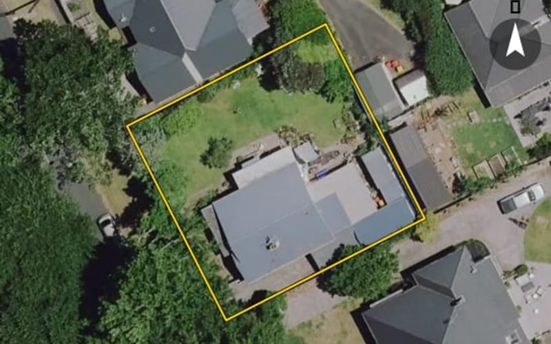 8 Kitchener Street