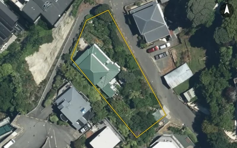 12 Poynters Crescent