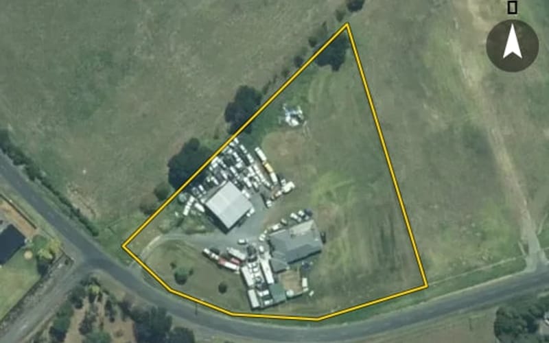98 Hall Road