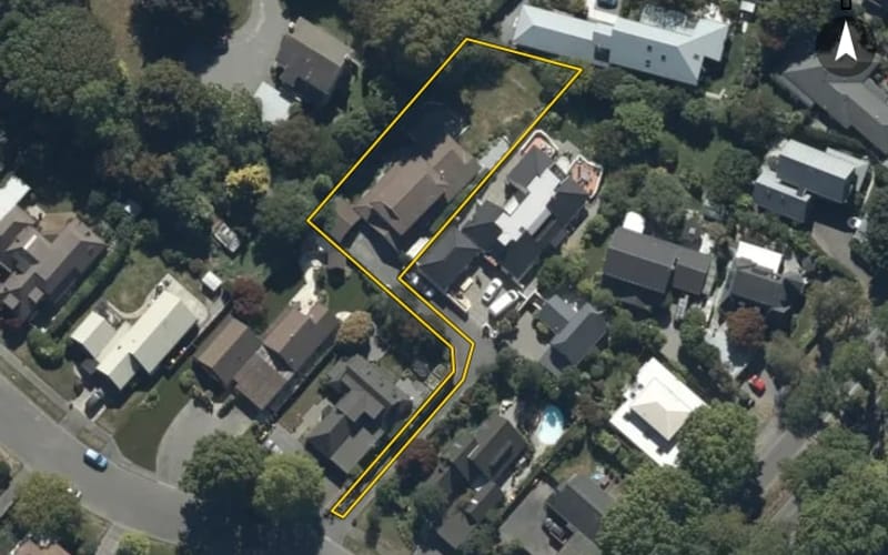 8 Thurlestone Place