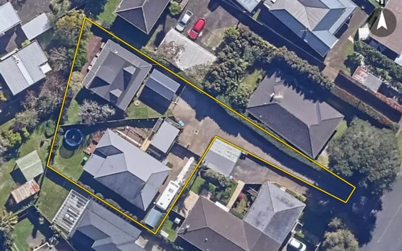 2/48 Tawa Road