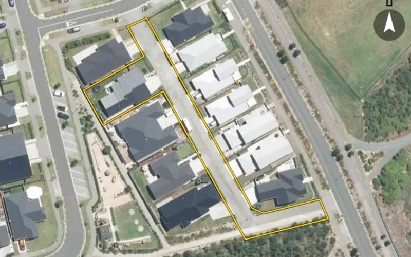 4 Routeburn Lane